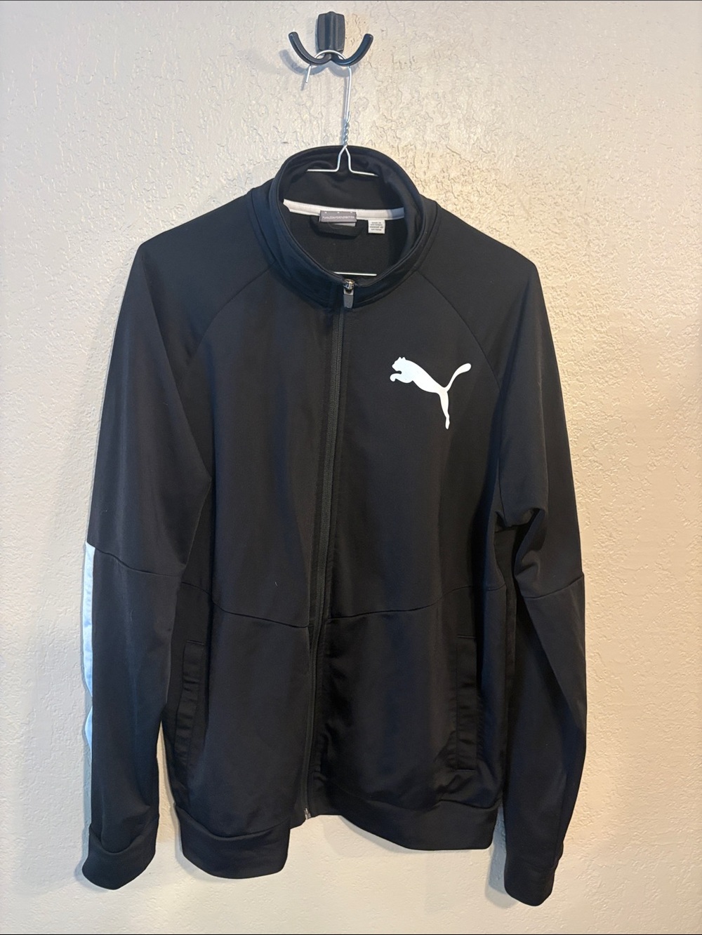 Puma womens black Full-Zip Jacket size medium